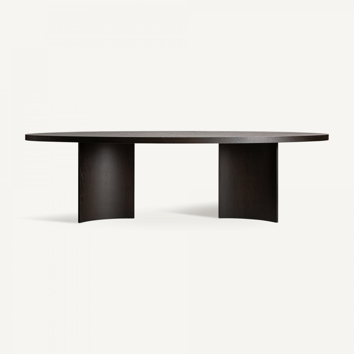 Table de salle à manger en chêne marron | Vical Neuvic | REMO, mobilier et décoration d'intérieur