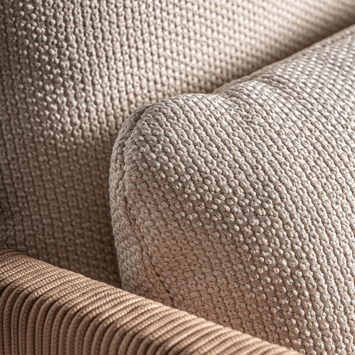 Fauteuil d'extérieur en tissu beige | VICAL Trena