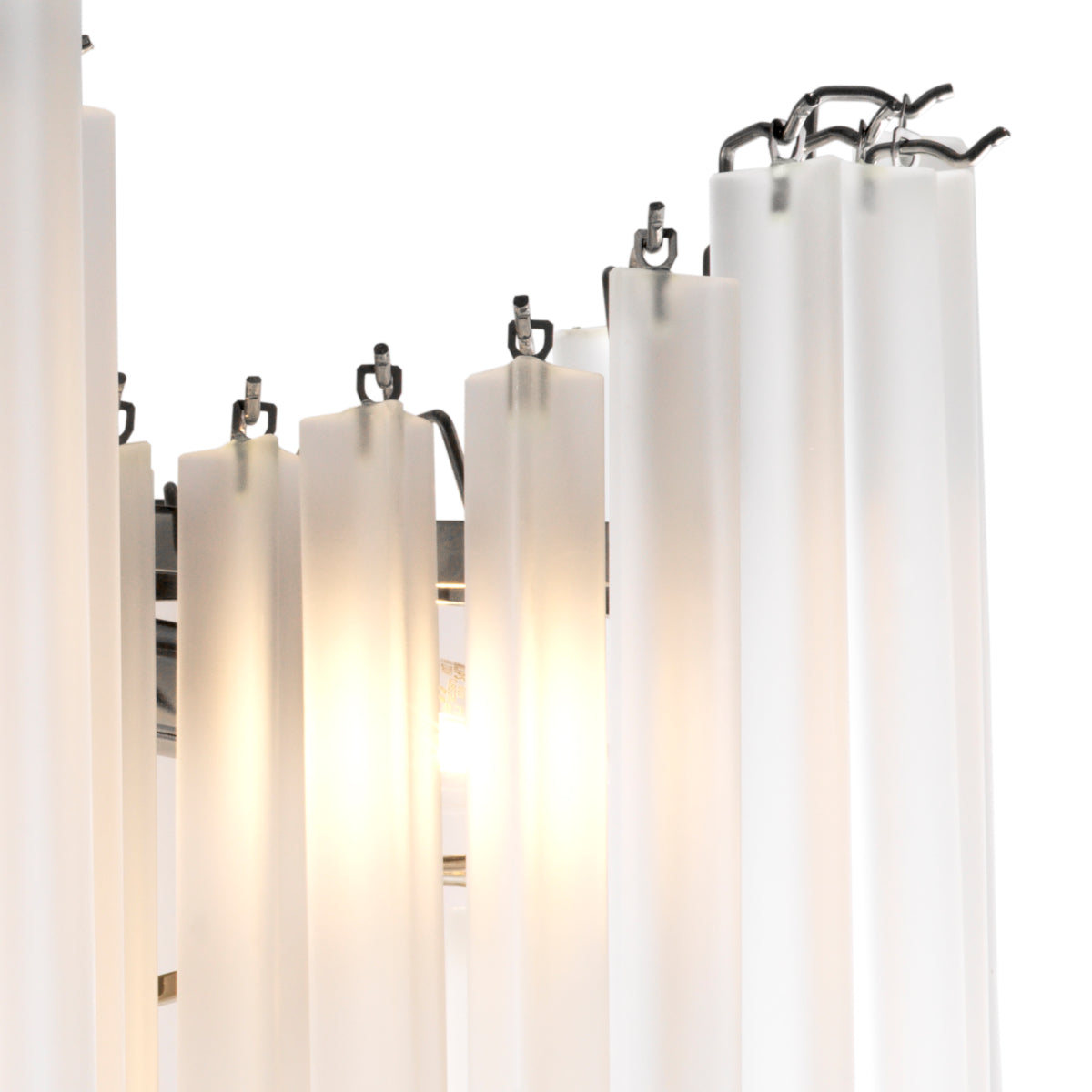 Chandelier en nickel et verre dépoli | Eichholtz Pulsar - vue d'ambiance | REMO-HOME