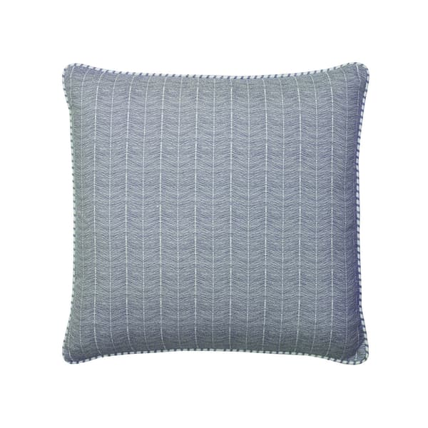 Coussin décoratif Furrow Denim Plumes durables | Andrew Martin - vue principale | REMO-HOME