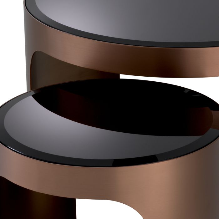 Table d'appoint cuivrée en verre noir (lot de 2) | Eichholtz Piemonte