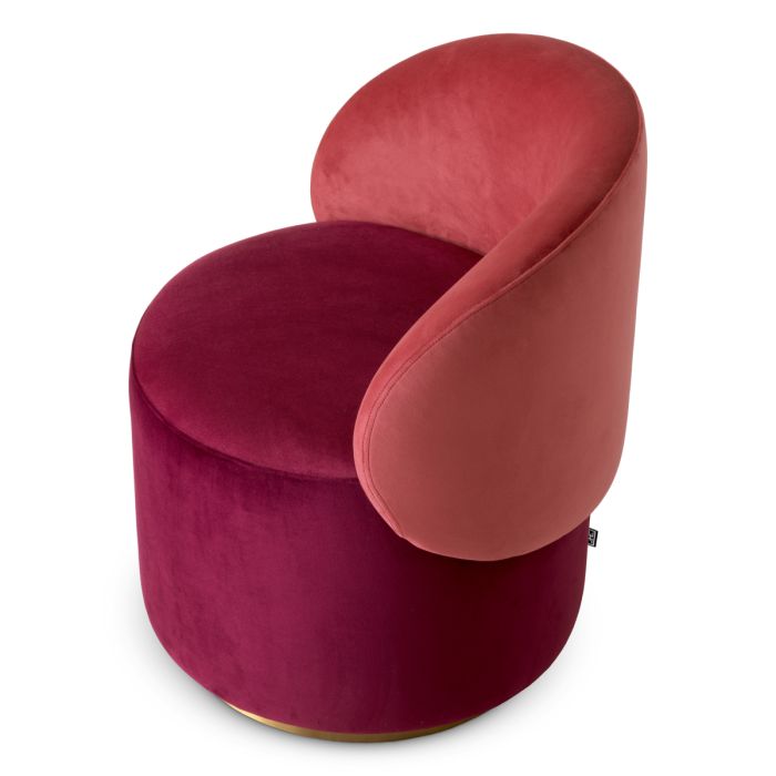 Chaise basse en velours rouge | Eichholtz Greet