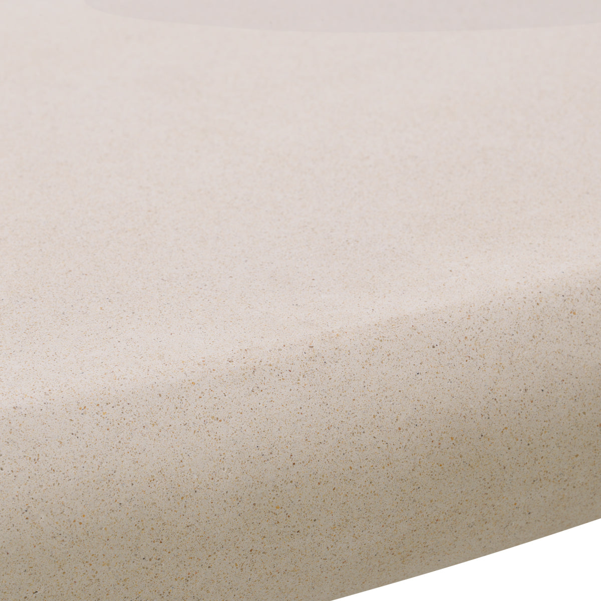 Table d'appoint extérieure en crème | Eichholtz Vitalis - vue d'ambiance | REMO-HOME
