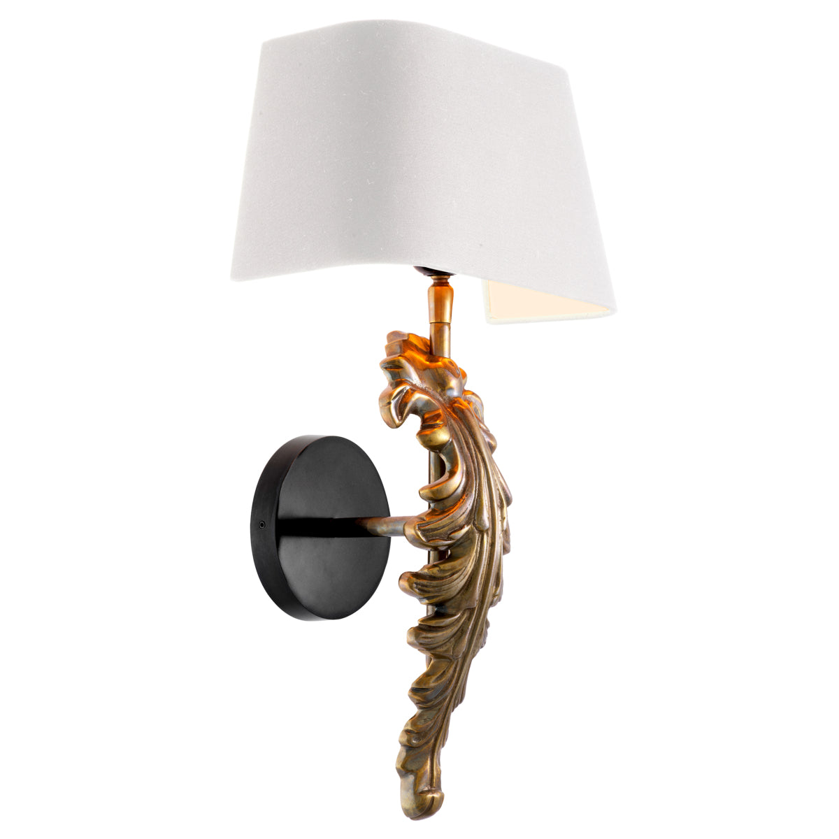 Applique en nickel avec abat-jour blanc | Eichholtz Beau Site - vue d'ambiance | REMO-HOME