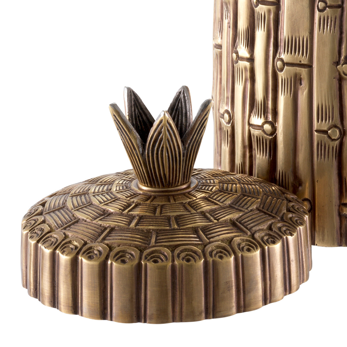 Boîte en bambou à finition laiton vintage ronde | Eichholtz Box Bamboo - vue d'ambiance | REMO-HOME