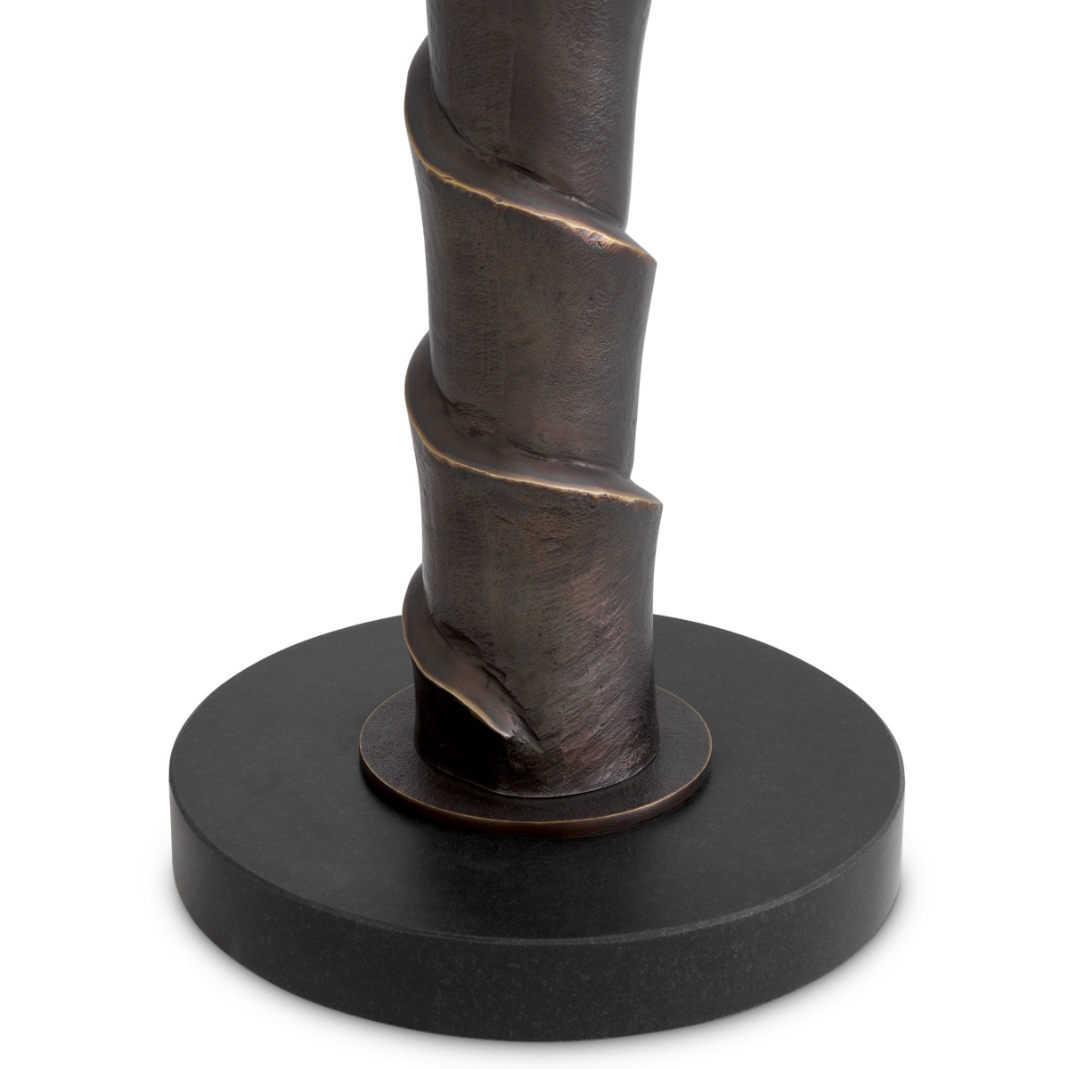 Lampadaire en finition bronze avec abat-jour | Eichholtz Riverbank - vue d'ambiance | REMO-HOME