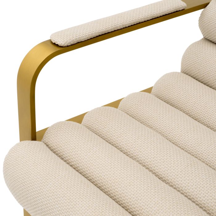 Chaise de bar dorée en tissu sable | Eichholtz Olsean