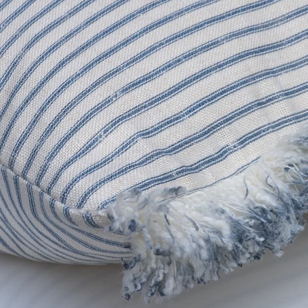 Tissu d'ameublement Desert Island Trim Denim Fringe | Andrew Martin - vue de détail | REMO-HOME
