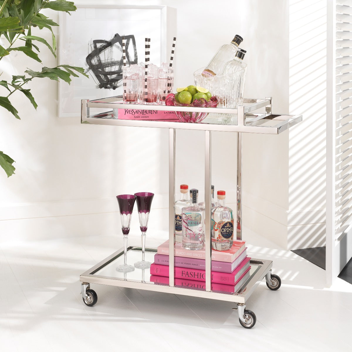 Chariot en acier inoxydable poli | Eichholtz Beverly Hills - vue d'ambiance | REMO-HOME