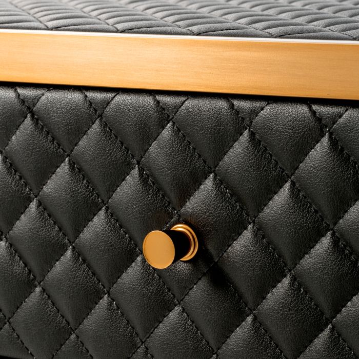 Table de chevet en similicuir noir | Eichholtz Monfort