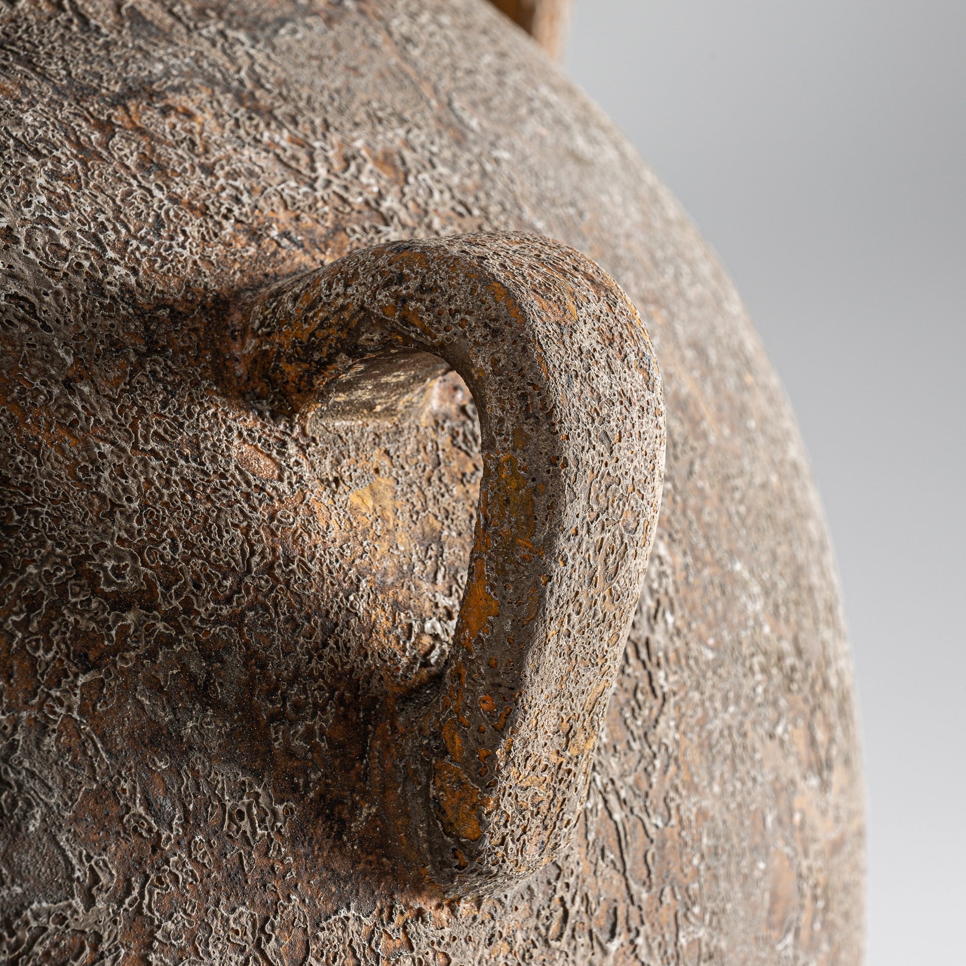 Amphore en béton vieilli | VICAL Kalede | REMO-HOME, mobilier design et décoration d'intérieur