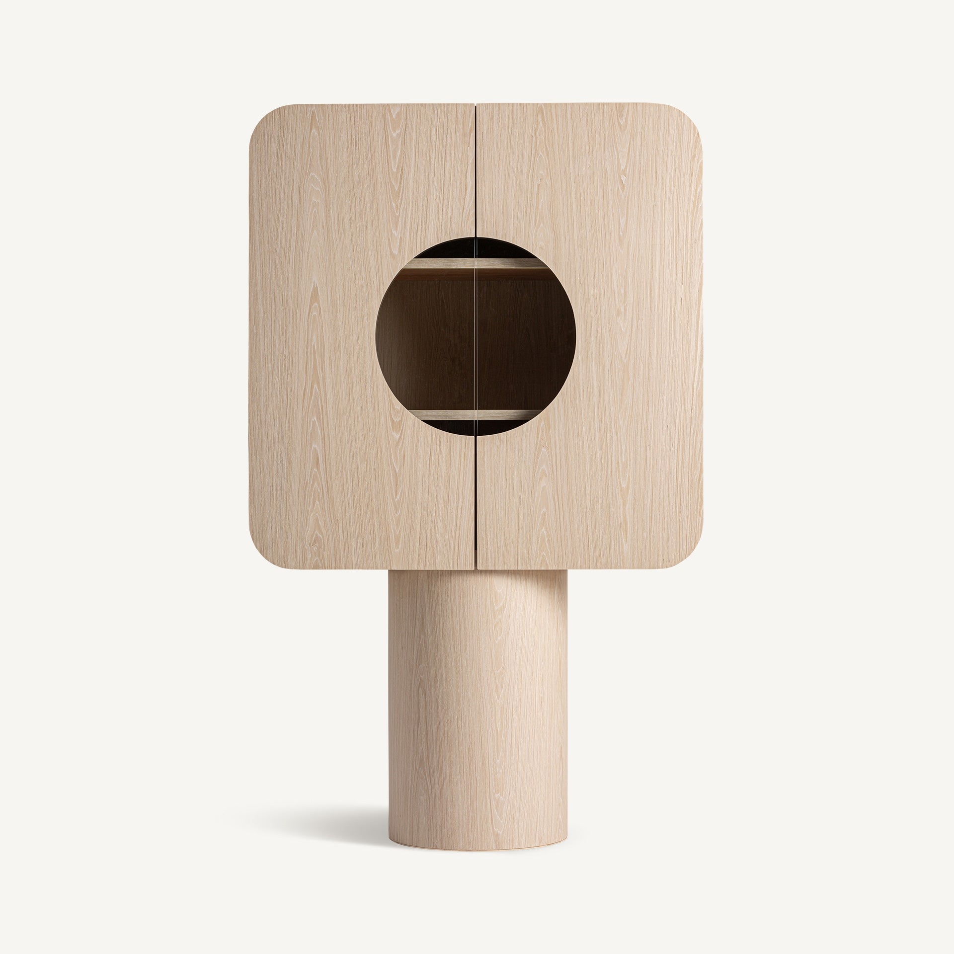 Armoire vitrée chêne beige art déco | VICAL Kharj | REMO-HOME, mobilier design et décoration d'intérieur