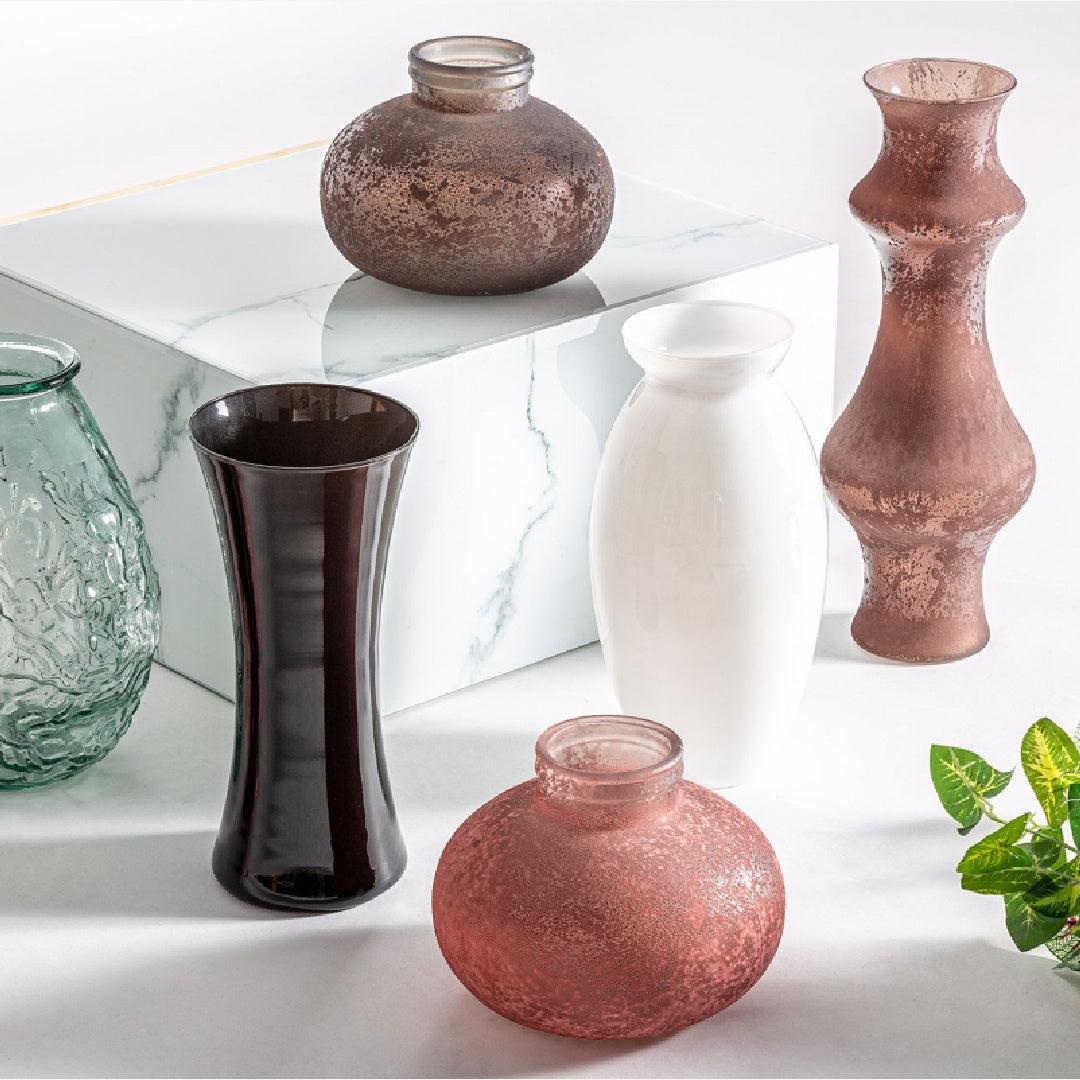 Vase en verre marron | Vical Gieler | REMO, mobilier et décoration d'intérieur