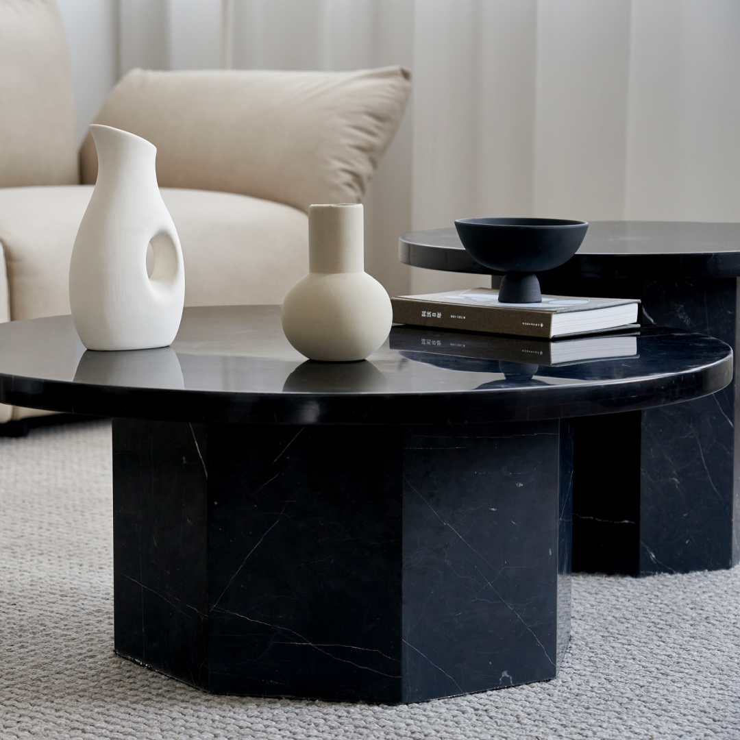 Table basse ronde en marbre noir | Grado Sugar