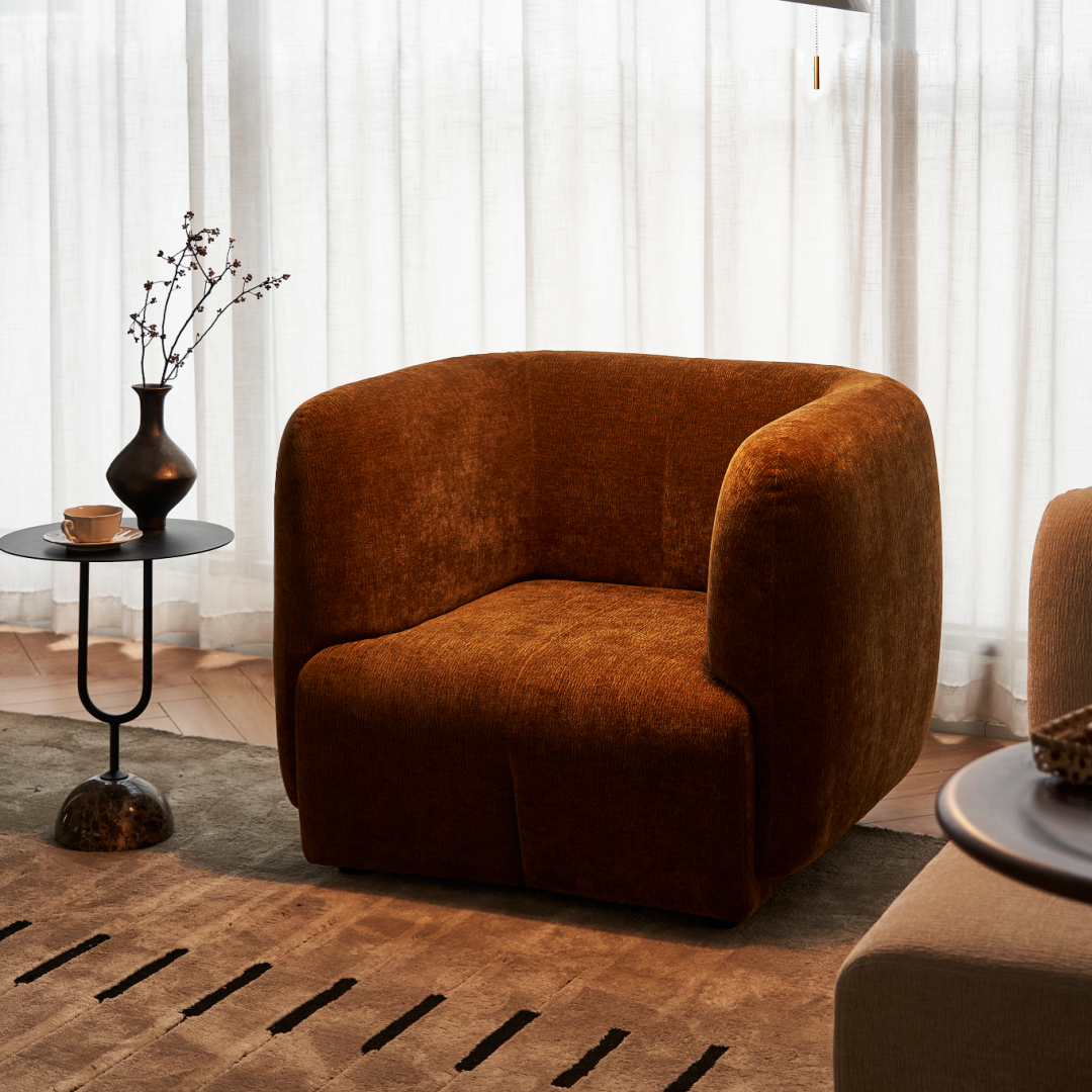 Brown ribbed armchair | Grado Plum