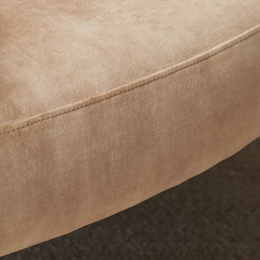 Fauteuil en velours beige | Grado Belly Lounge