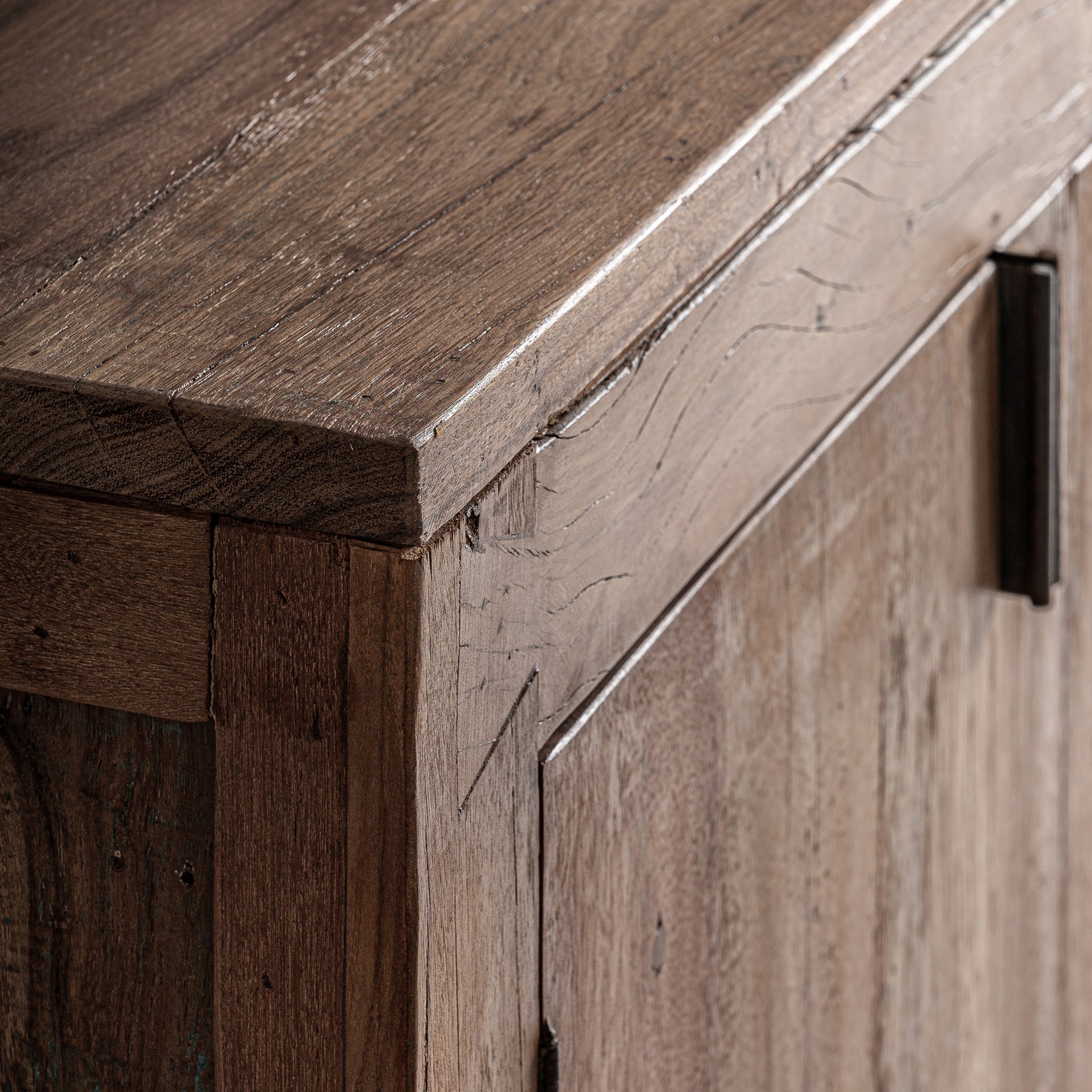 Buffet Compact Fer Noir | VICAL Selby | REMO-HOME, mobilier design et décoration d'intérieur