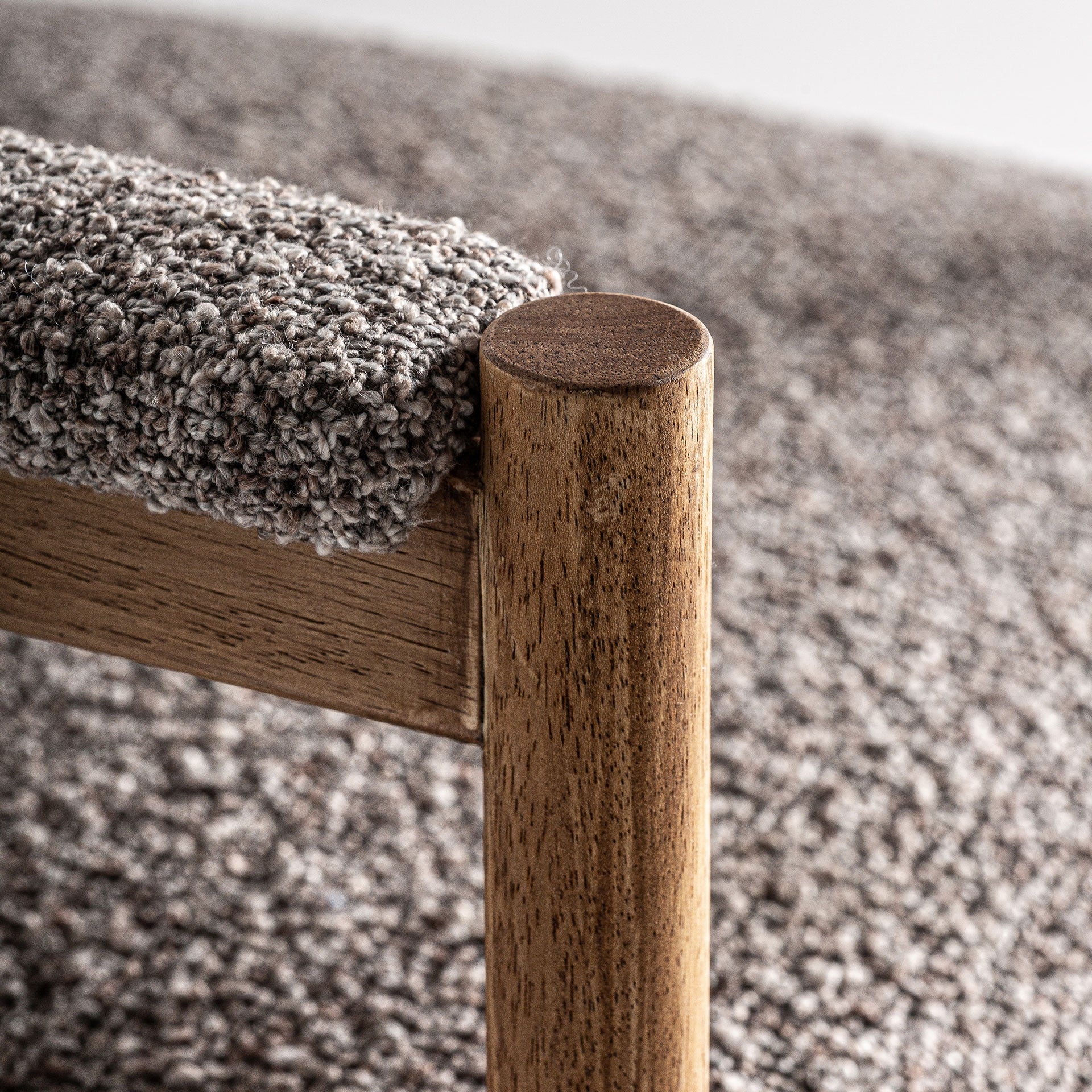 Chaise salle à manger tissu gris et bois hévéa | VICAL Bezier | REMO-HOME, mobilier design et décoration d'intérieur