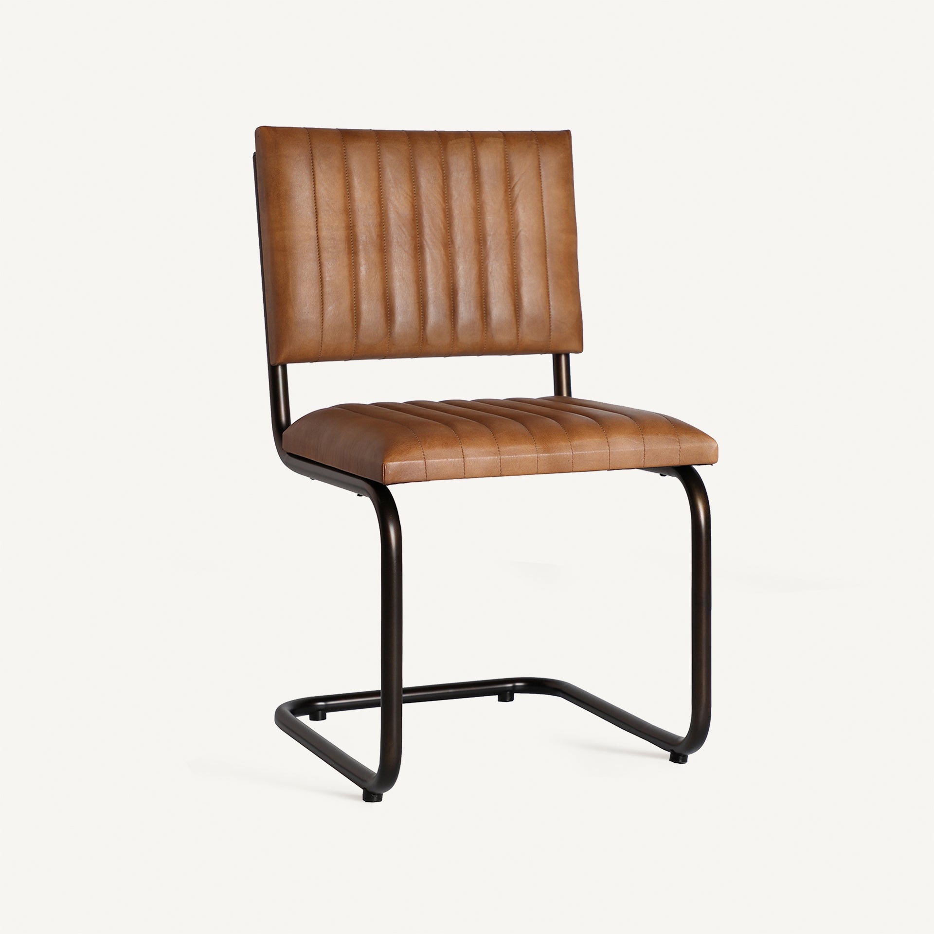 Chaise vintage industrielle bois massif et métal | VICAL Chadron | REMO-HOME, mobilier design et décoration d'intérieur