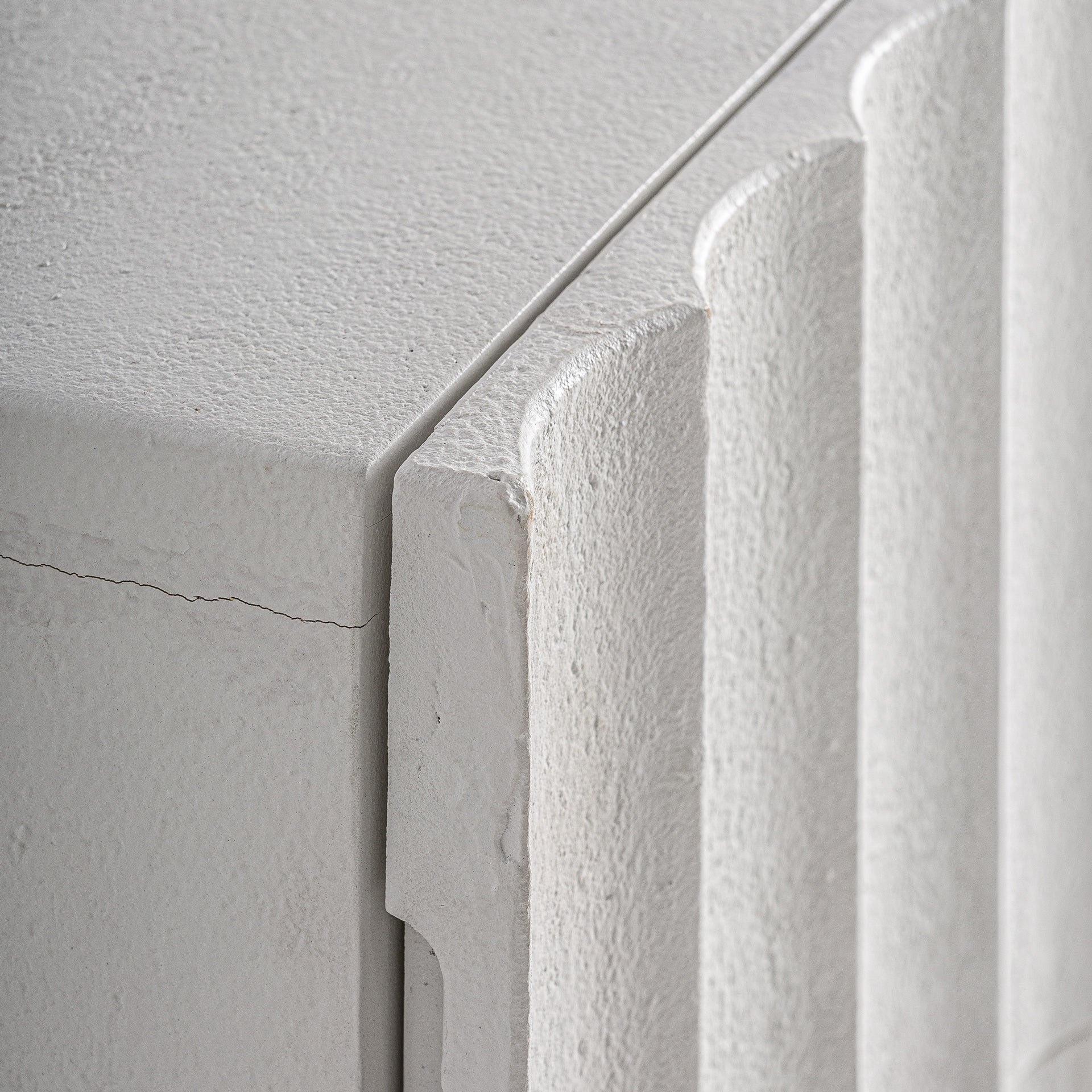 Commode blanche en bois de manguier | VICAL Saundby | REMO-HOME, mobilier design et décoration d'intérieur