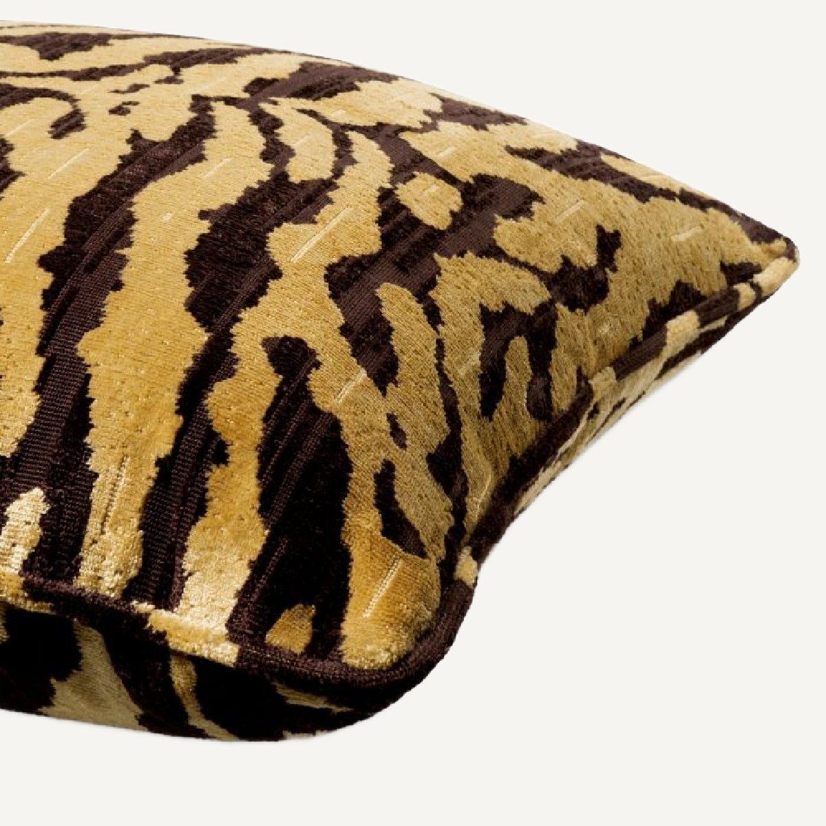 Coussin carré en tissu zébré | Eichholtz Tigris S | REMO-HOME, mobilier et décoration d'intérieur