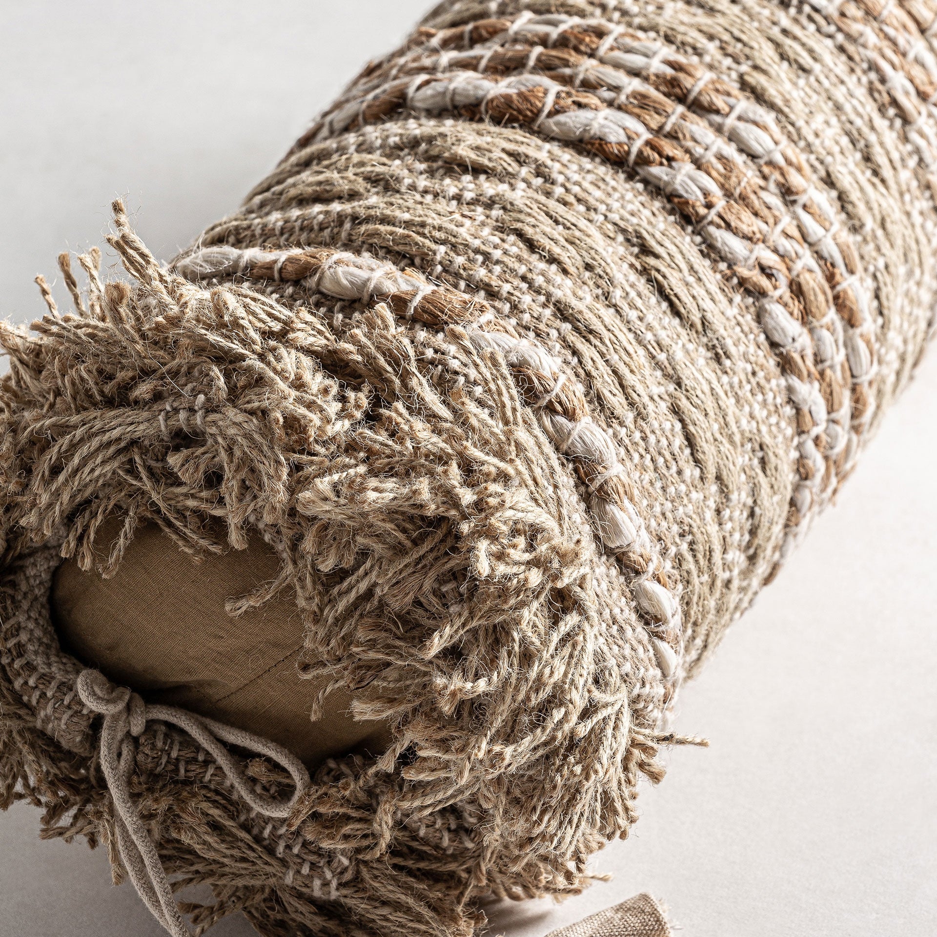 Coussin coton brun clair | VICAL Gleishe | REMO-HOME, mobilier design et décoration d'intérieur