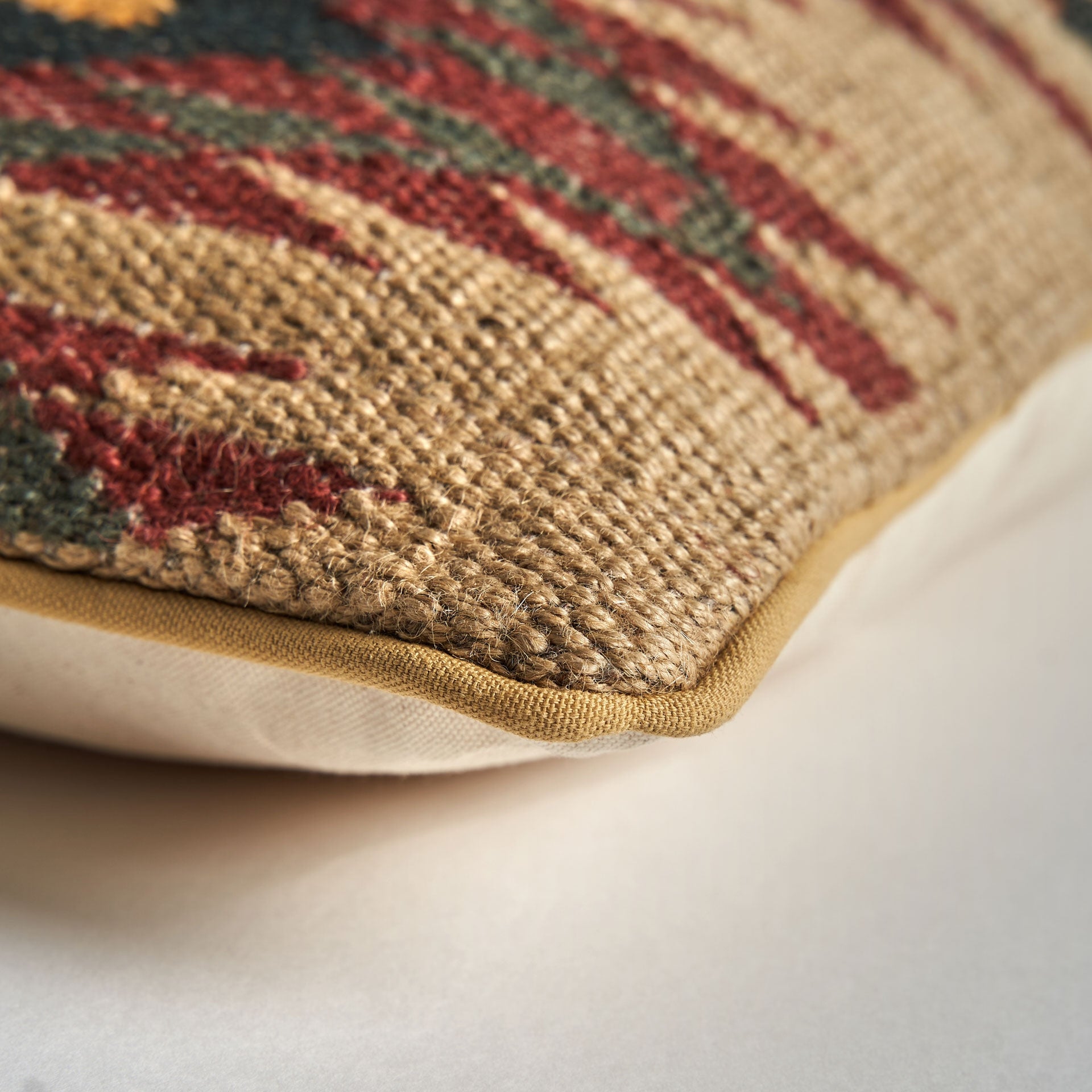 Coussin kilim jute polyester marron | VICAL Keith | REMO-HOME, mobilier design et décoration d'intérieur