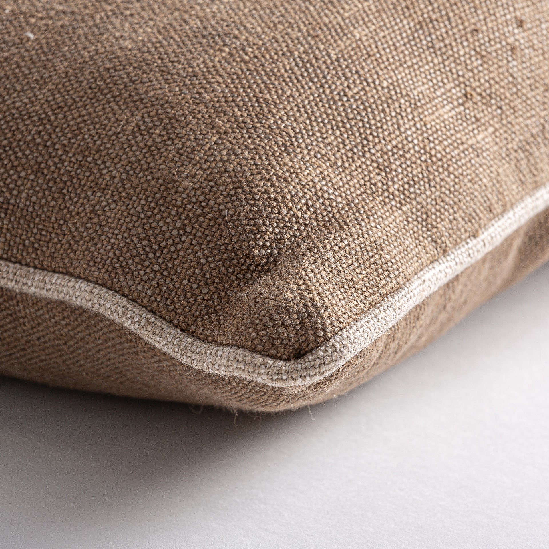 Coussin lin marron jute beige | VICAL Nahia | REMO-HOME, mobilier design et décoration d'intérieur