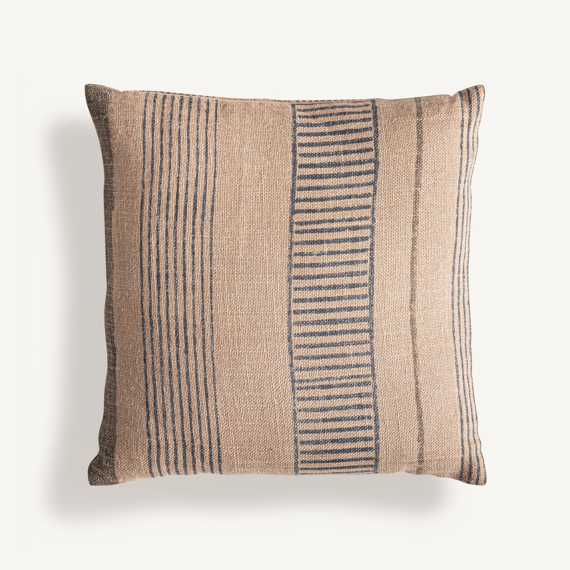 Coussin rayures fines jute beige et noir | VICAL Khepri | REMO-HOME, mobilier design et décoration d'intérieur