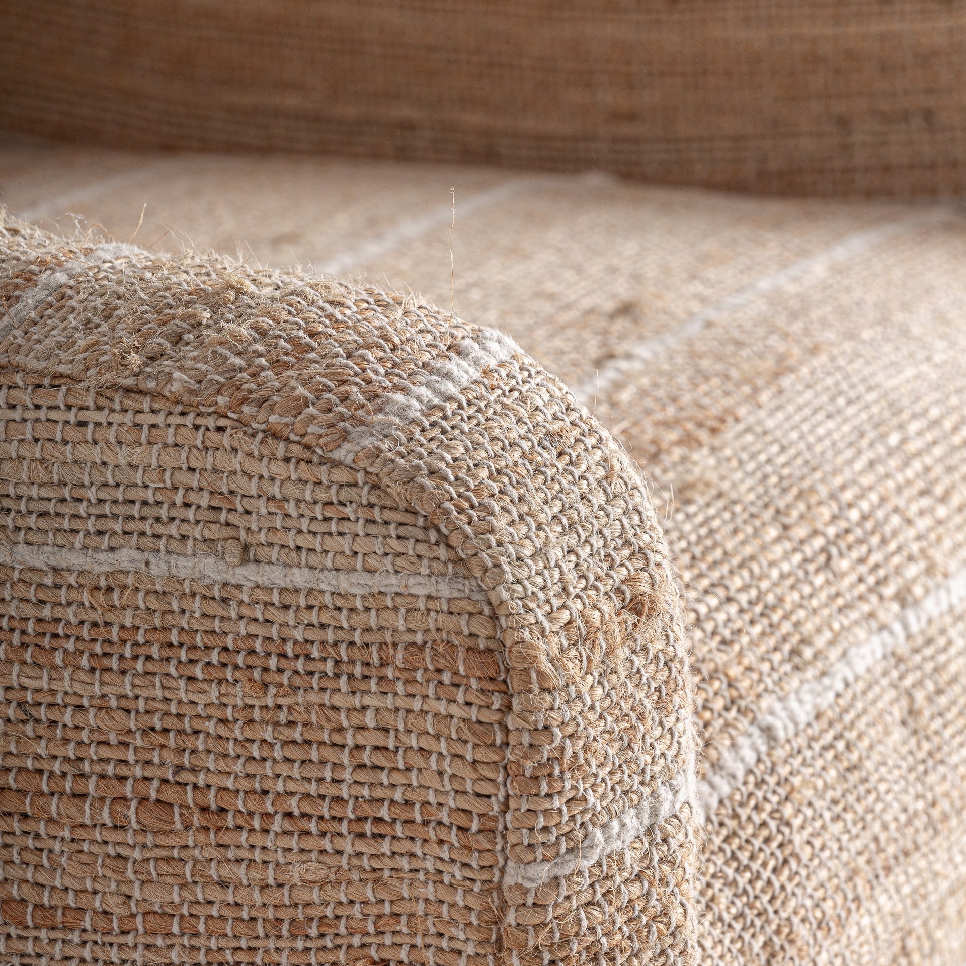 Fauteuil jute beige bois de manguier | VICAL Chateris | REMO-HOME, mobilier design et décoration d'intérieur