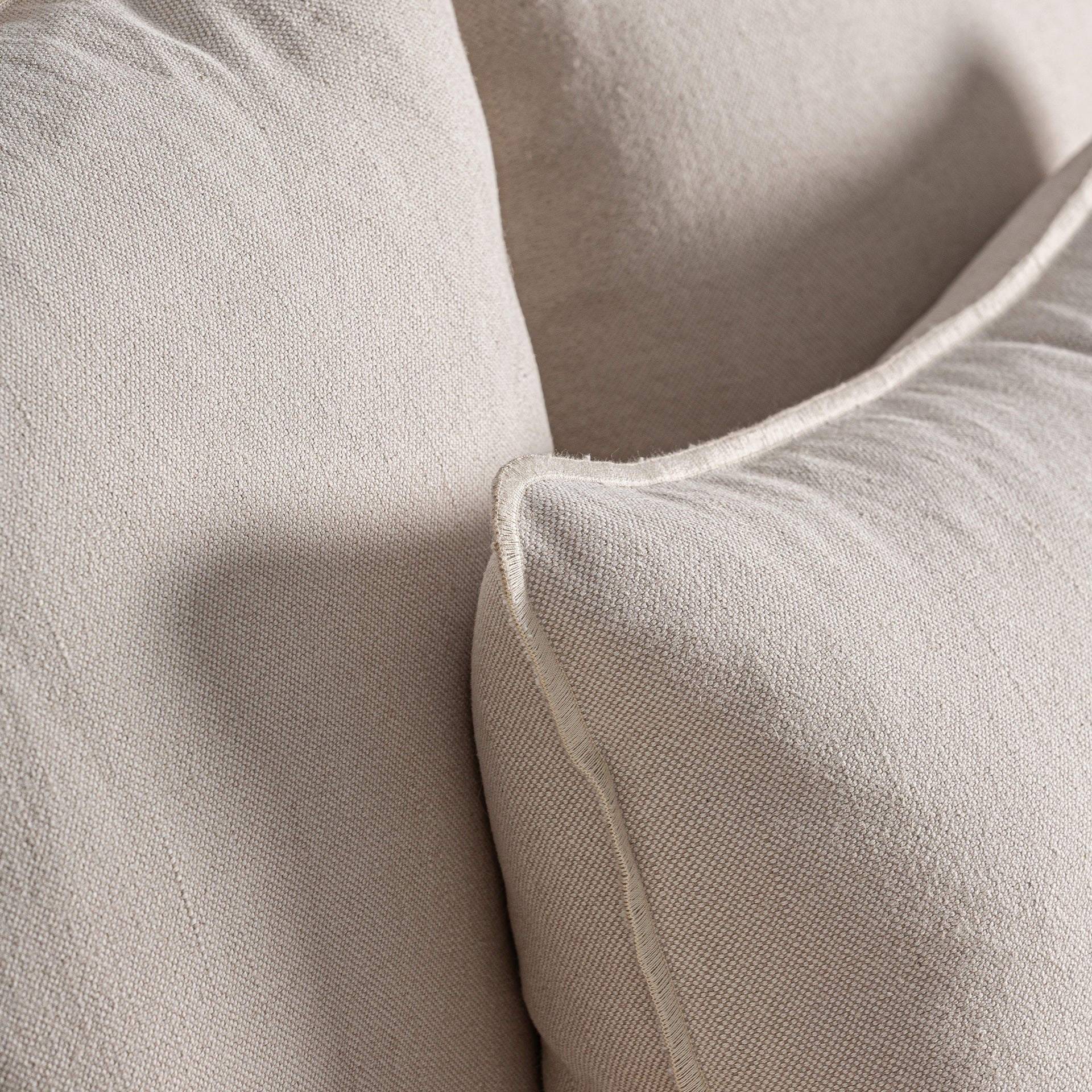 Fauteuil lin beige et coton | VICAL Pugnac | REMO-HOME, mobilier design et décoration d'intérieur