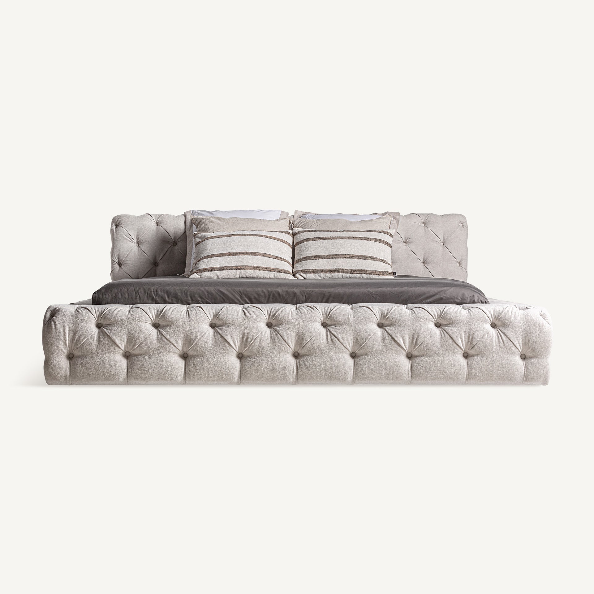 Lit double rembourré tête de lit capitonnée beige clair | VICAL Santorini | REMO-HOME, mobilier design et décoration d'intérieur