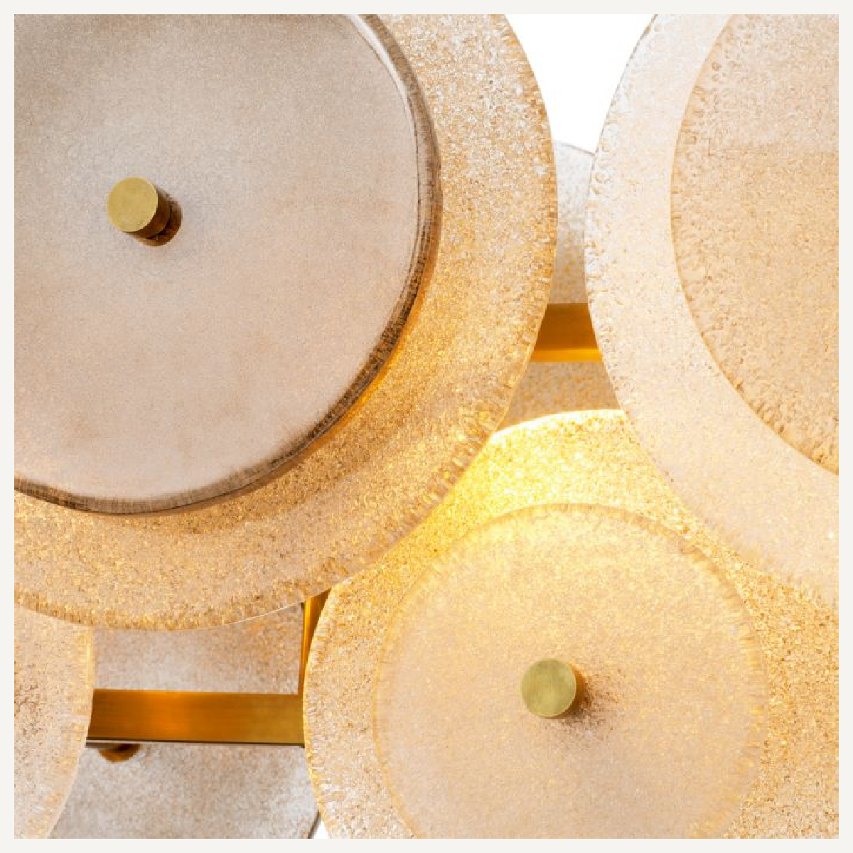 Lustre doré en verre fumé | Eichholtz Hyde | REMO-HOME, mobilier et décoration d'intérieur