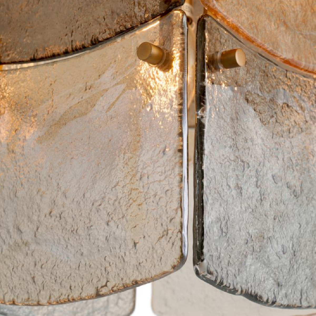 Lustre en laiton et verre soufflé | Eichholtz Laurent | REMO-HOME, mobilier et décoration d'intérieur