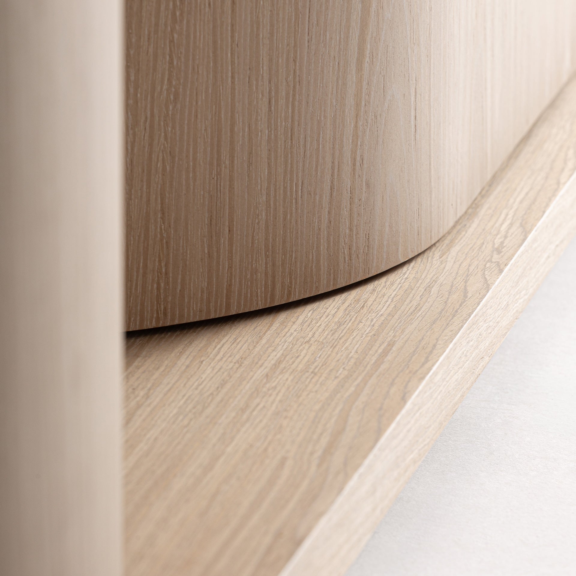 Meuble TV long bois naturel | VICAL Kharj | REMO-HOME, mobilier design et décoration d'intérieur