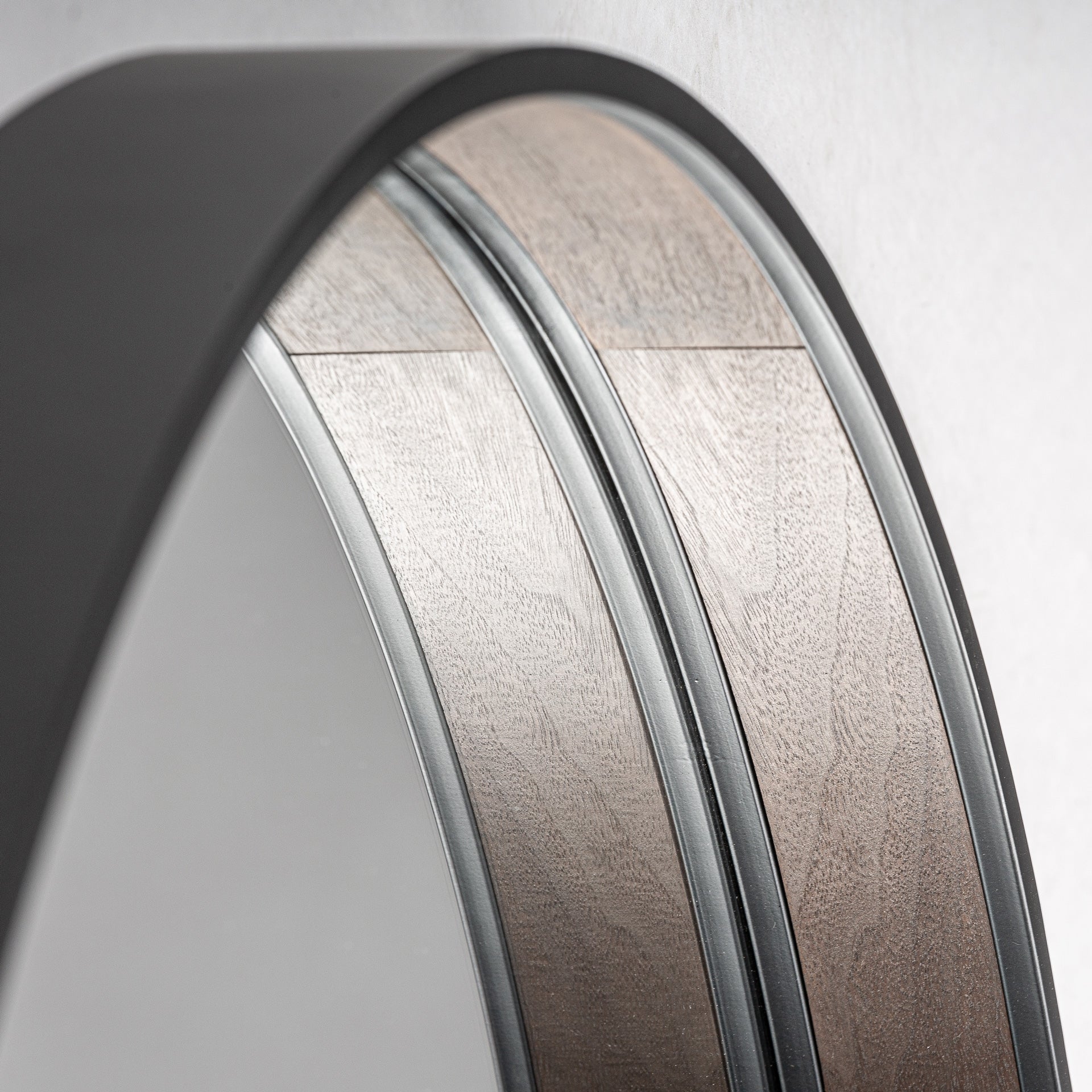 Miroir rond mural métal noir | VICAL Xylon Concept | REMO-HOME, mobilier design et décoration d'intérieur