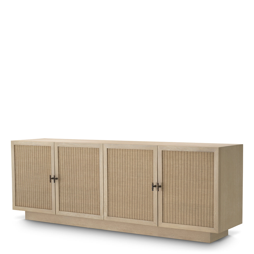 Decoration design en washed oak veneer | Eichholtz Dresser Borchard