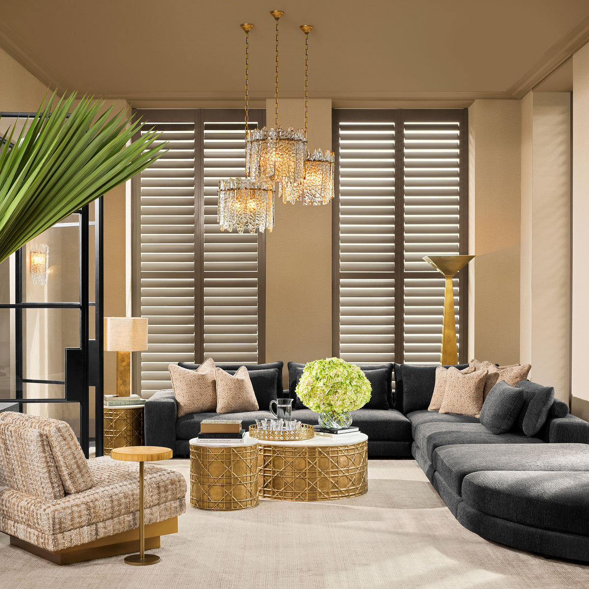 Canapé design haut de gamme en lurano anthracite | Eichholtz Club