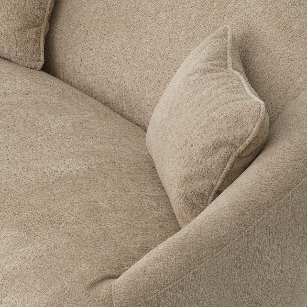 Canapé design haut de gamme en avelin sable | Eichholtz Avenley avelin