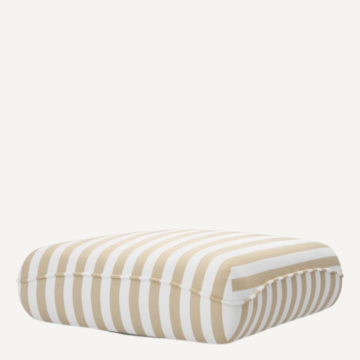 Pouf extérieur en tissu beige | Eichholtz Relax | REMO-HOME, mobilier et décoration d'intérieur
