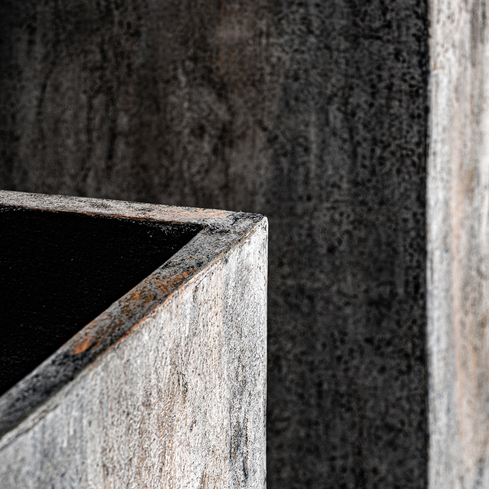 Set de 2 jardinières fibre de verre noir brossé | VICAL Arvit | REMO-HOME, mobilier design et décoration d'intérieur