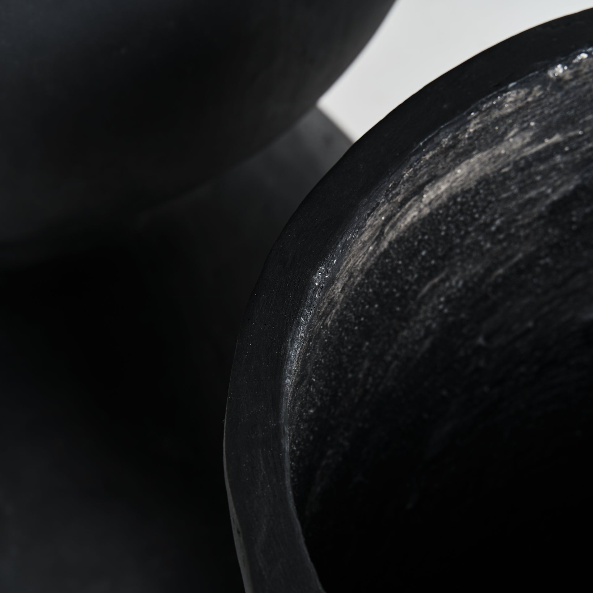 Set de 2 jardinières terre cuite noire mate | VICAL Blaghe | REMO-HOME, mobilier design et décoration d'intérieur