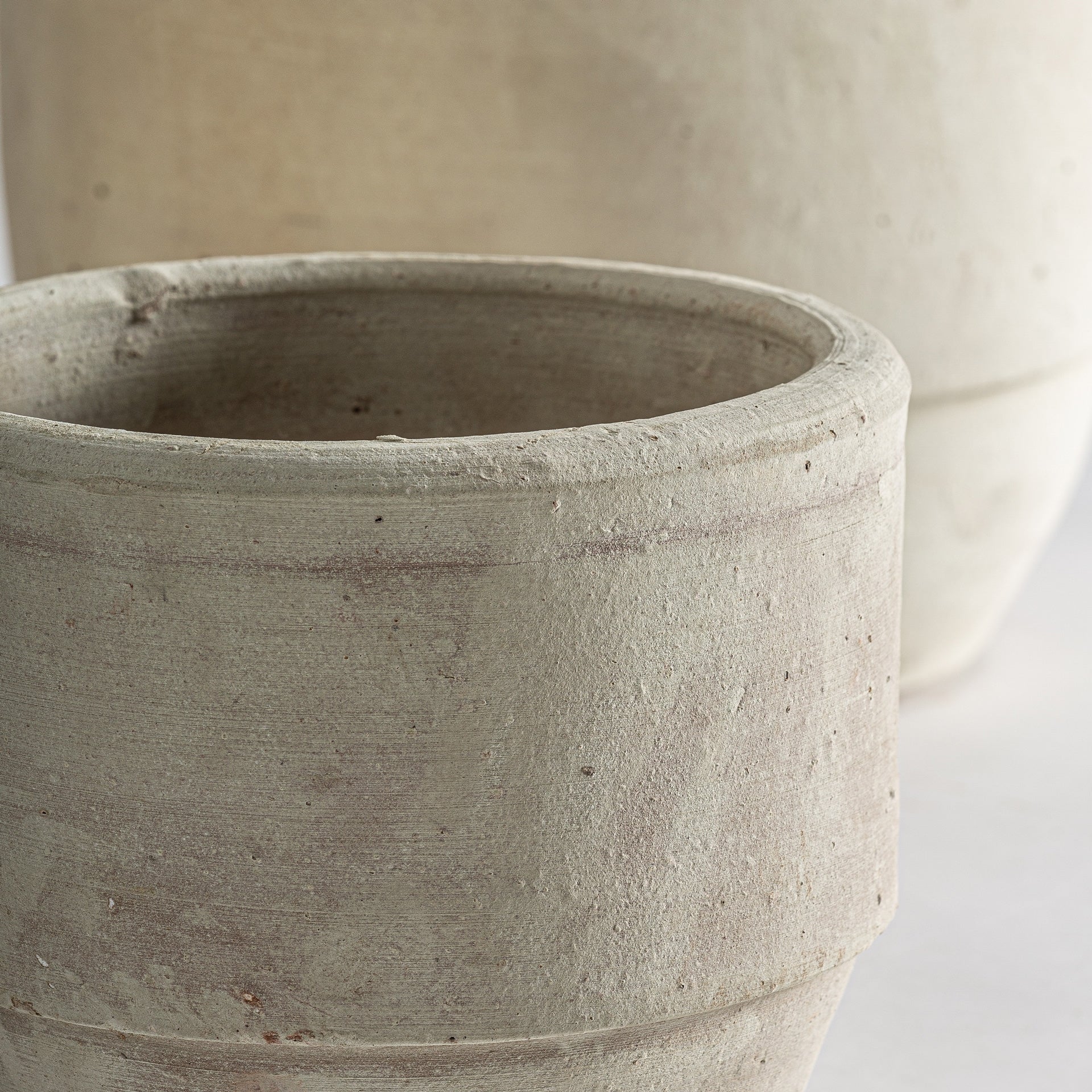 Set de 3 jardinières en argile vieillie | VICAL Kowalski | REMO-HOME, mobilier design et décoration d'intérieur