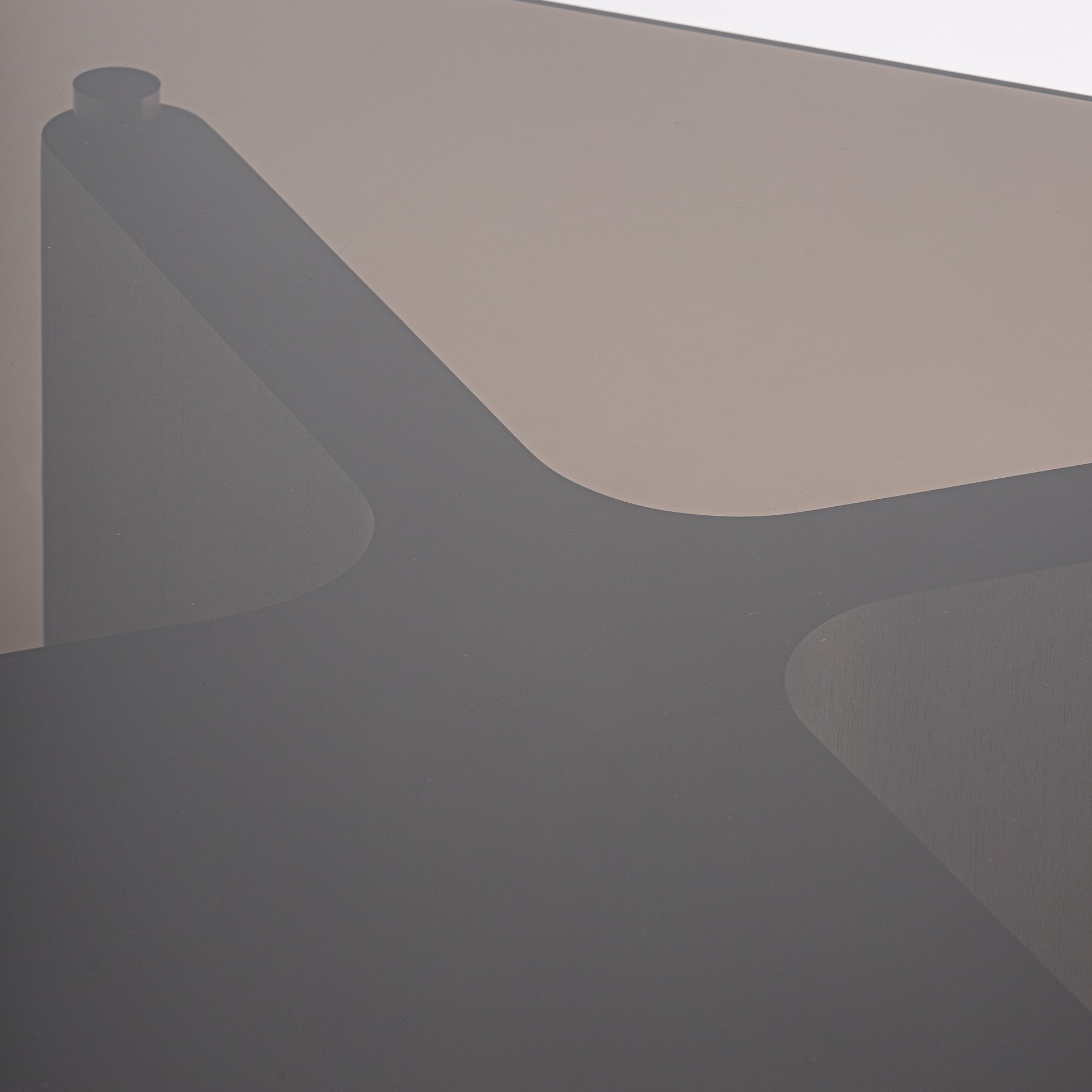 Table basse carrée bois frêne noir et verre fumé 50cm | VICAL Bransby | REMO-HOME, mobilier design et décoration d'intérieur