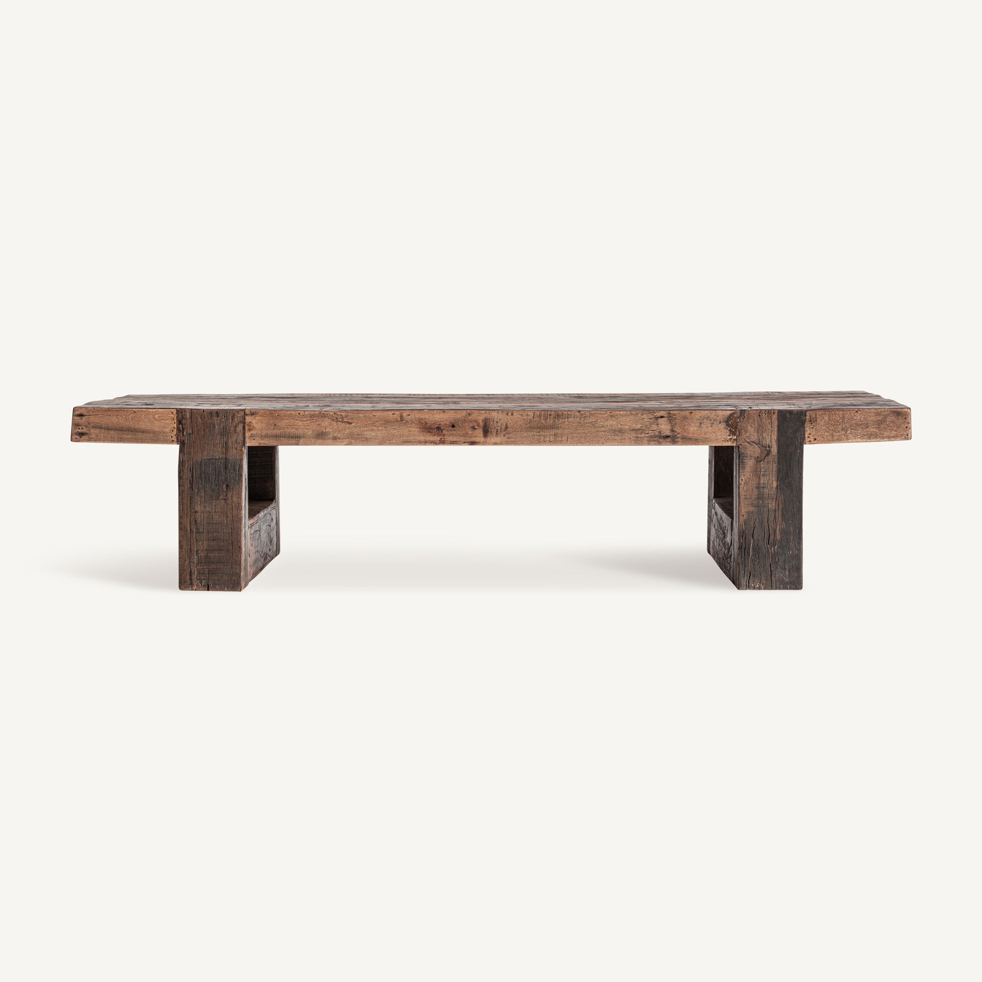 Table basse en bois récupéré marron | VICAL Losse | REMO-HOME, mobilier design et décoration d'intérieur