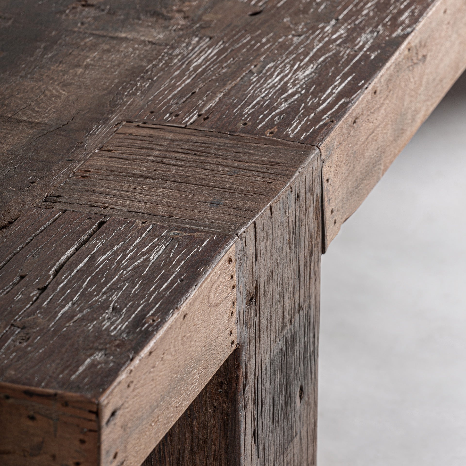 Table basse en bois récupéré marron | VICAL Losse | REMO-HOME, mobilier design et décoration d'intérieur