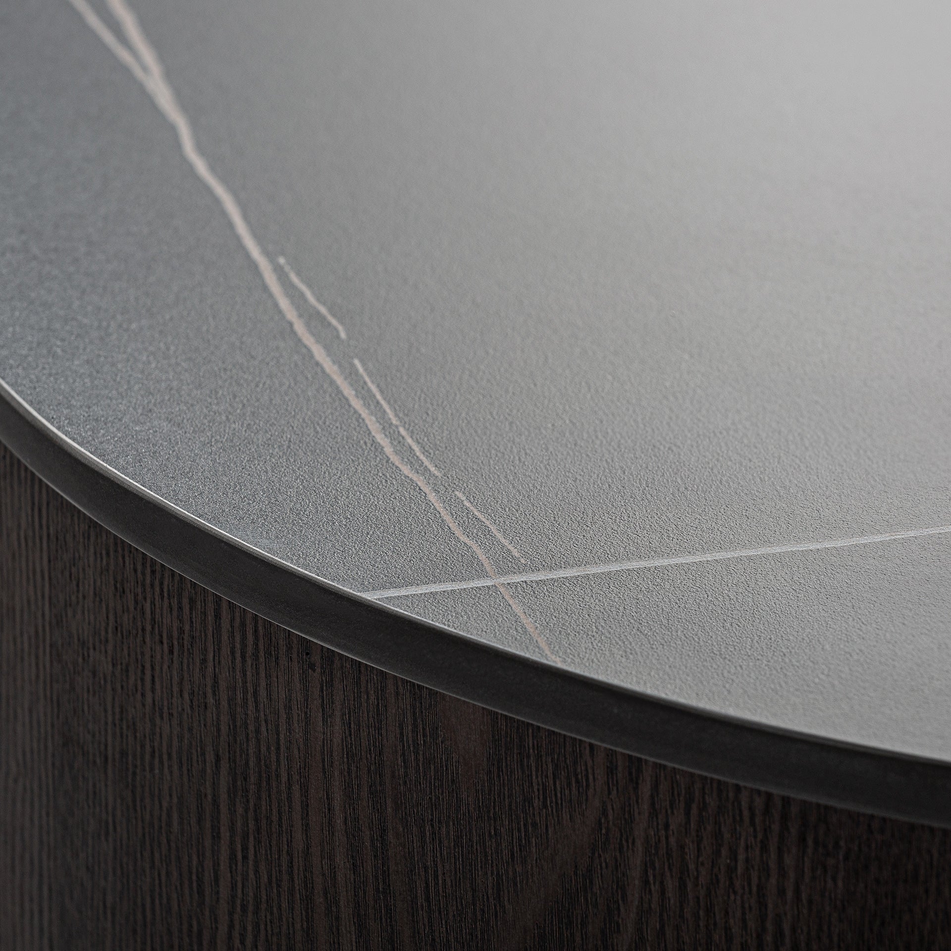 Table basse marbre noir & noyer | VICAL Neufs | REMO-HOME, mobilier design et décoration d'intérieur