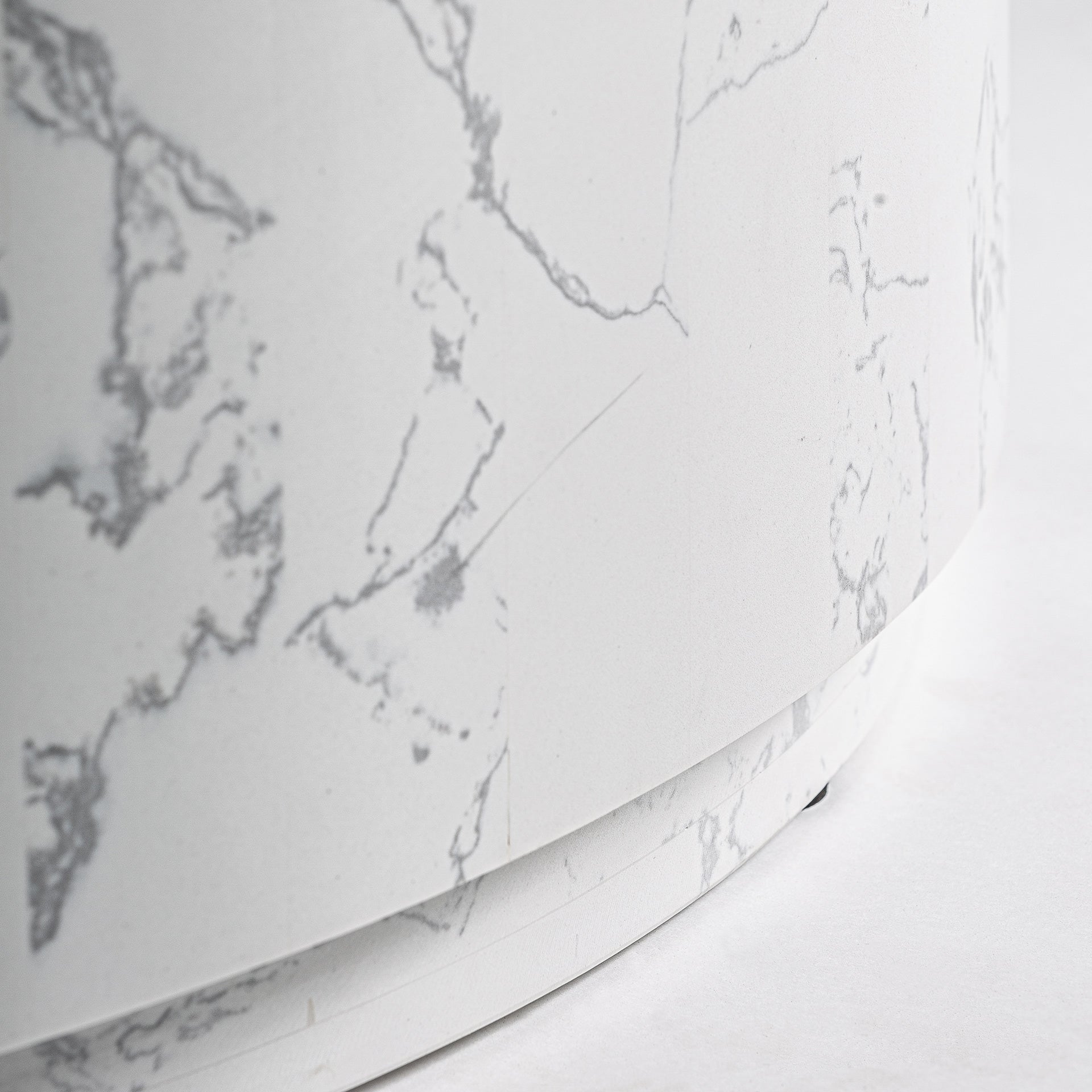 Table basse ronde pierre frittée blanche | VICAL Vonnas | REMO-HOME, mobilier design et décoration d'intérieur