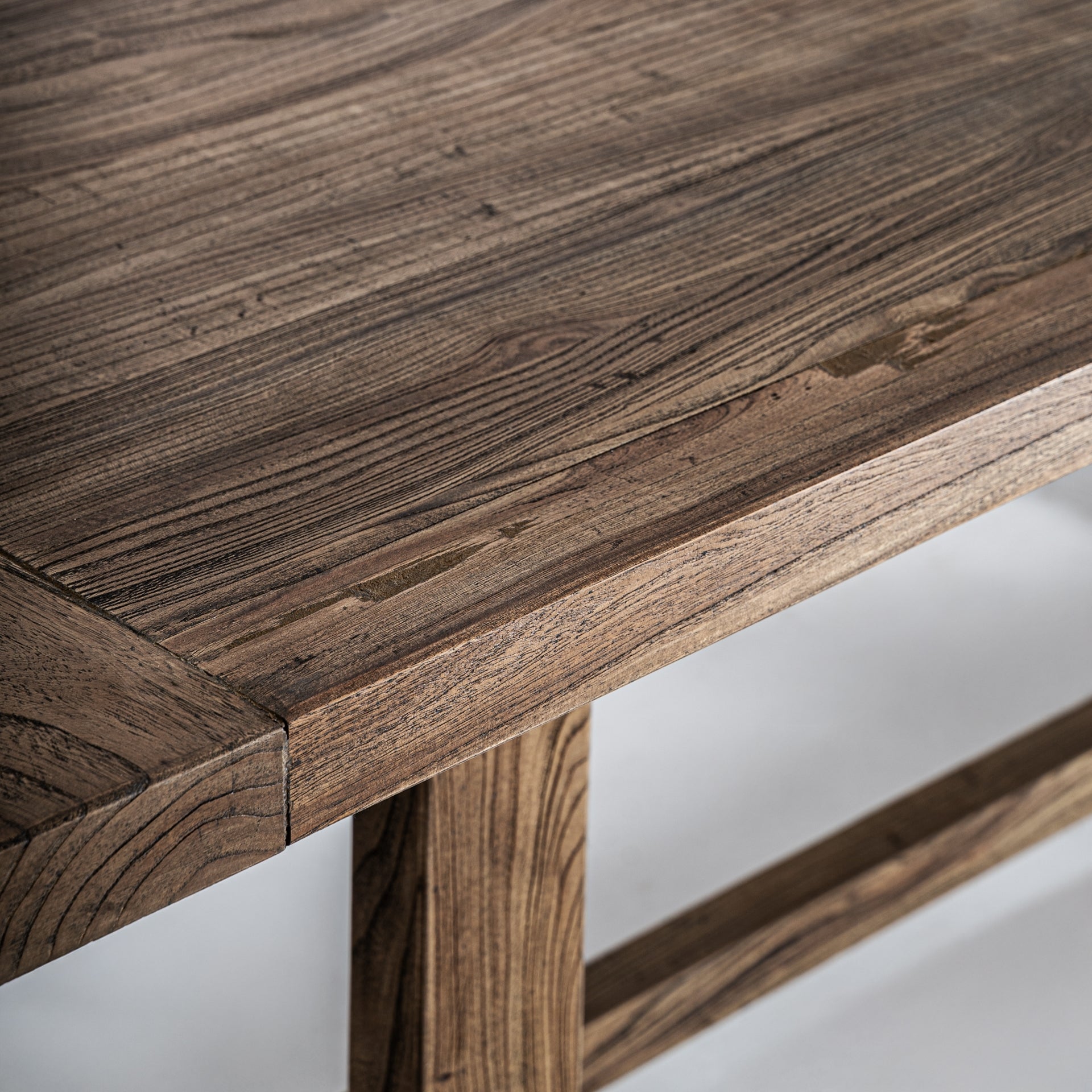 Table de salle à manger rectangulaire bois d'orme 220 cm | VICAL Norvik | REMO-HOME, mobilier design et décoration d'intérieur