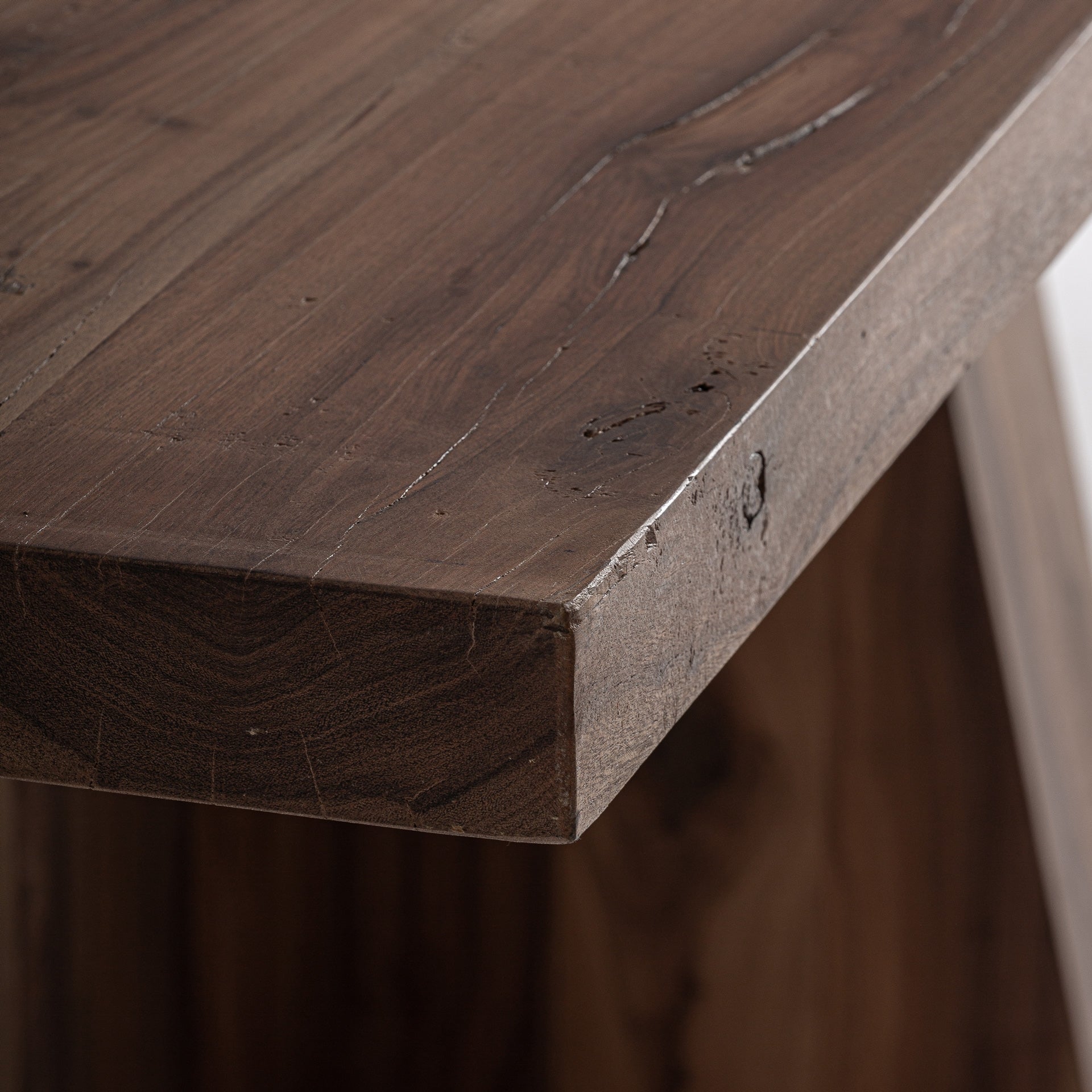 Table de salon bois récupéré 260cm | VICAL Brutaliste | REMO-HOME, mobilier design et décoration d'intérieur